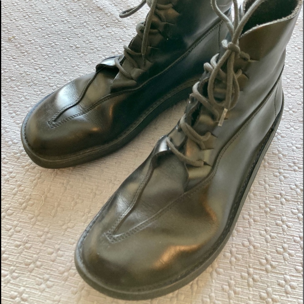 Loints made in Holland blk leather lace-up boot, size 6